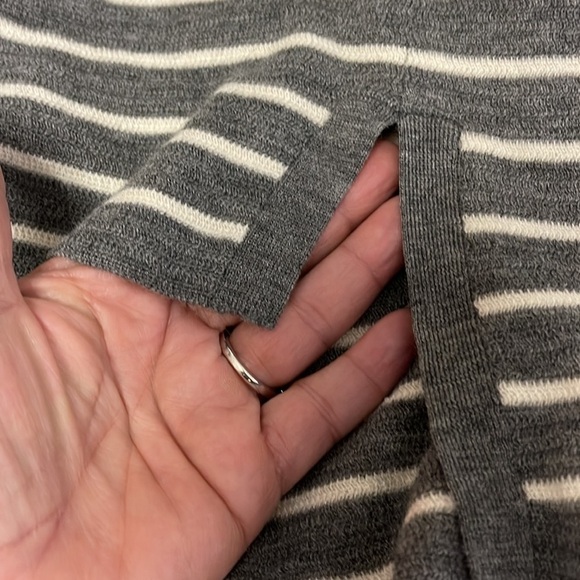 J.CREW striped sweater size small - Picture 6 of 7